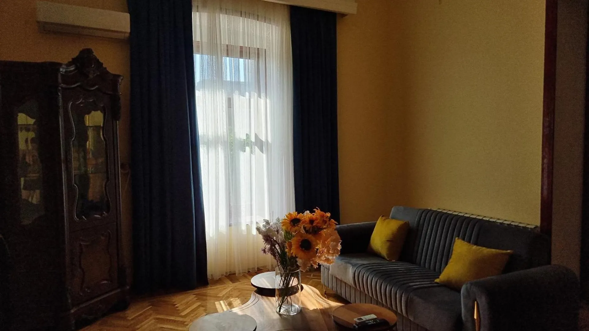 Apartment Апартамент Центр Baku